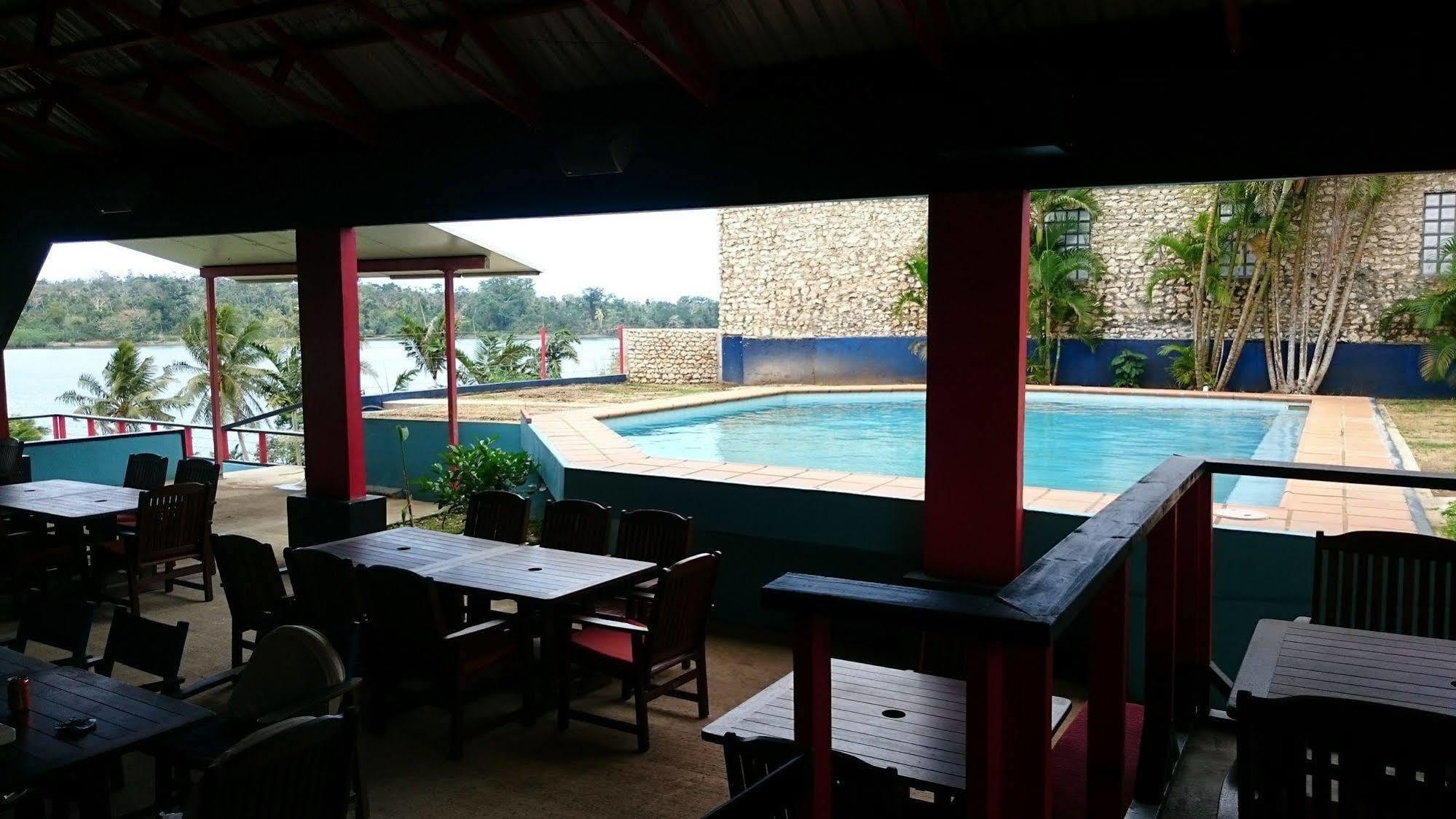 Retreat Seaside Hostel Port Vila Luaran gambar