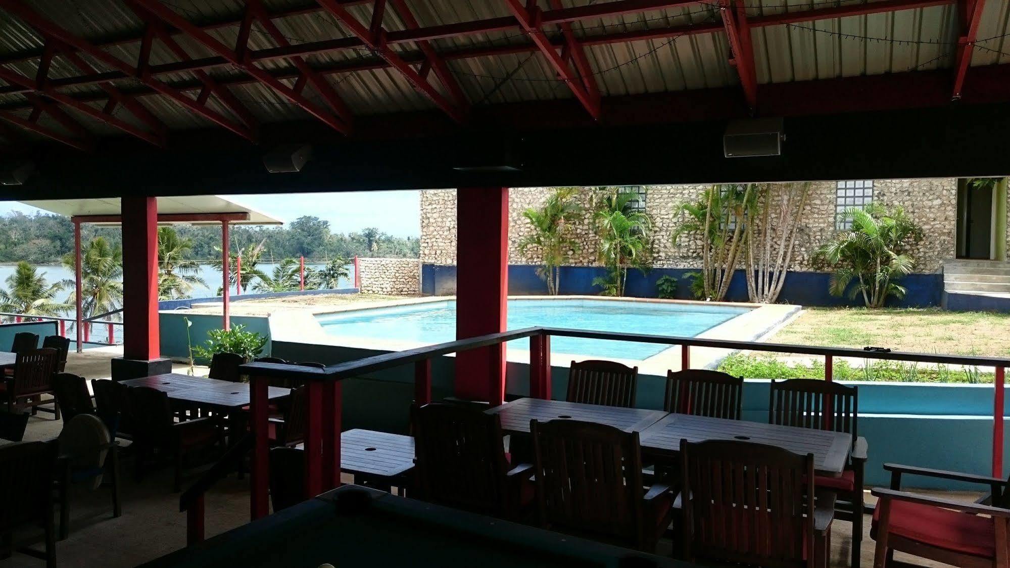 Retreat Seaside Hostel Port Vila Luaran gambar